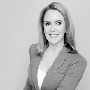 Meet your Posher, Charissa (Bleu Eyed LLC)